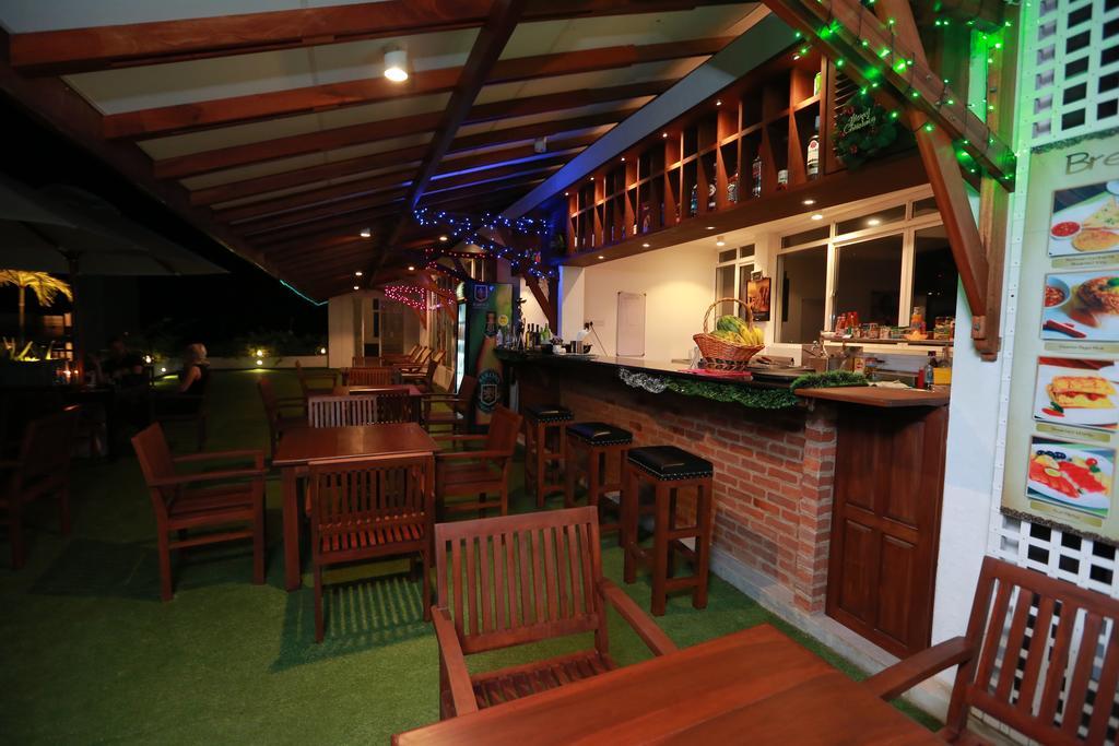 Refresh Hotel Хіккадува Номер фото