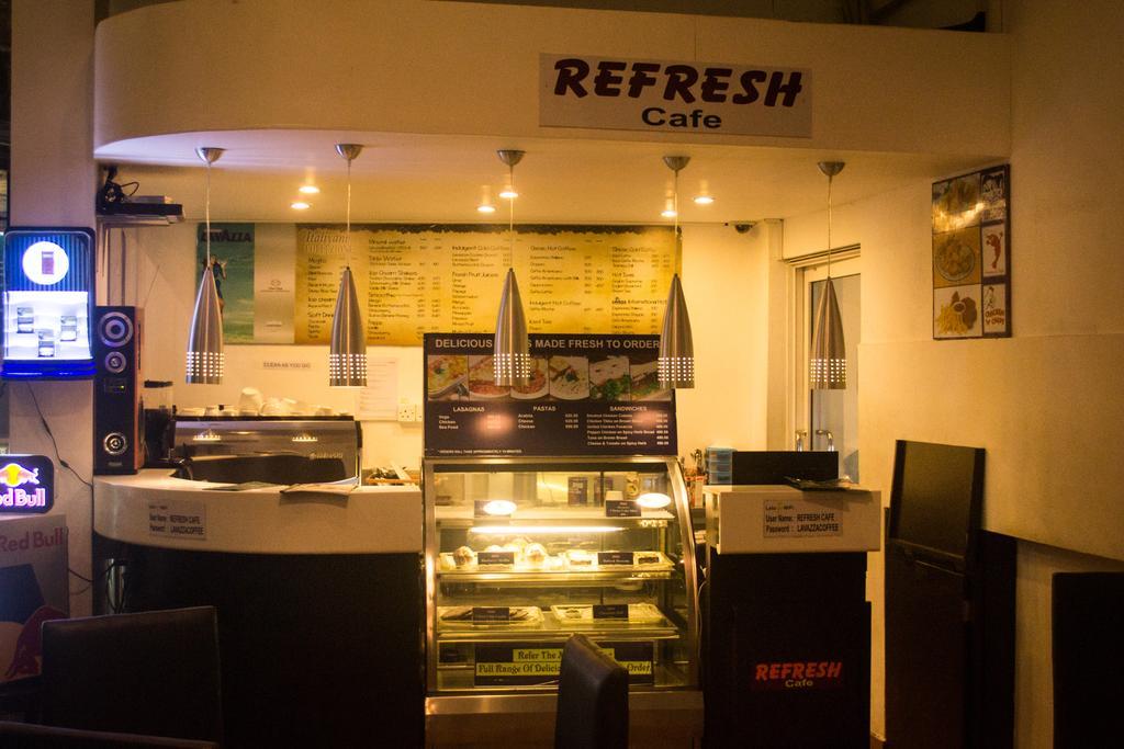Refresh Hotel Хіккадува Екстер'єр фото