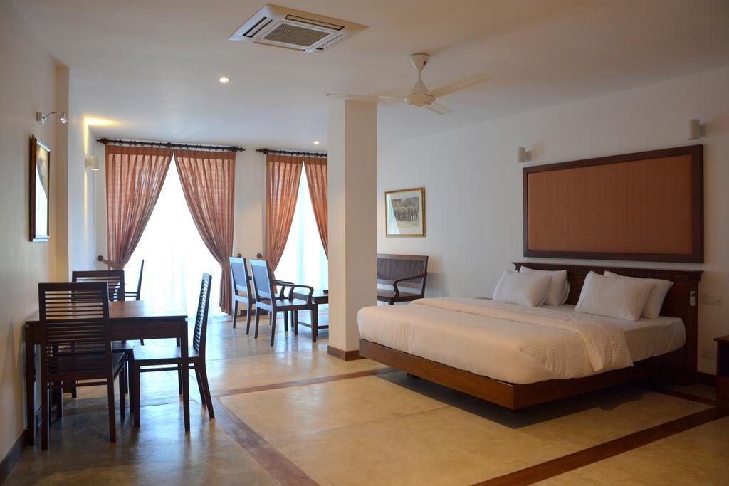 Refresh Hotel Хіккадува Номер фото
