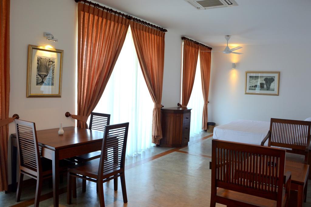 Refresh Hotel Хіккадува Номер фото